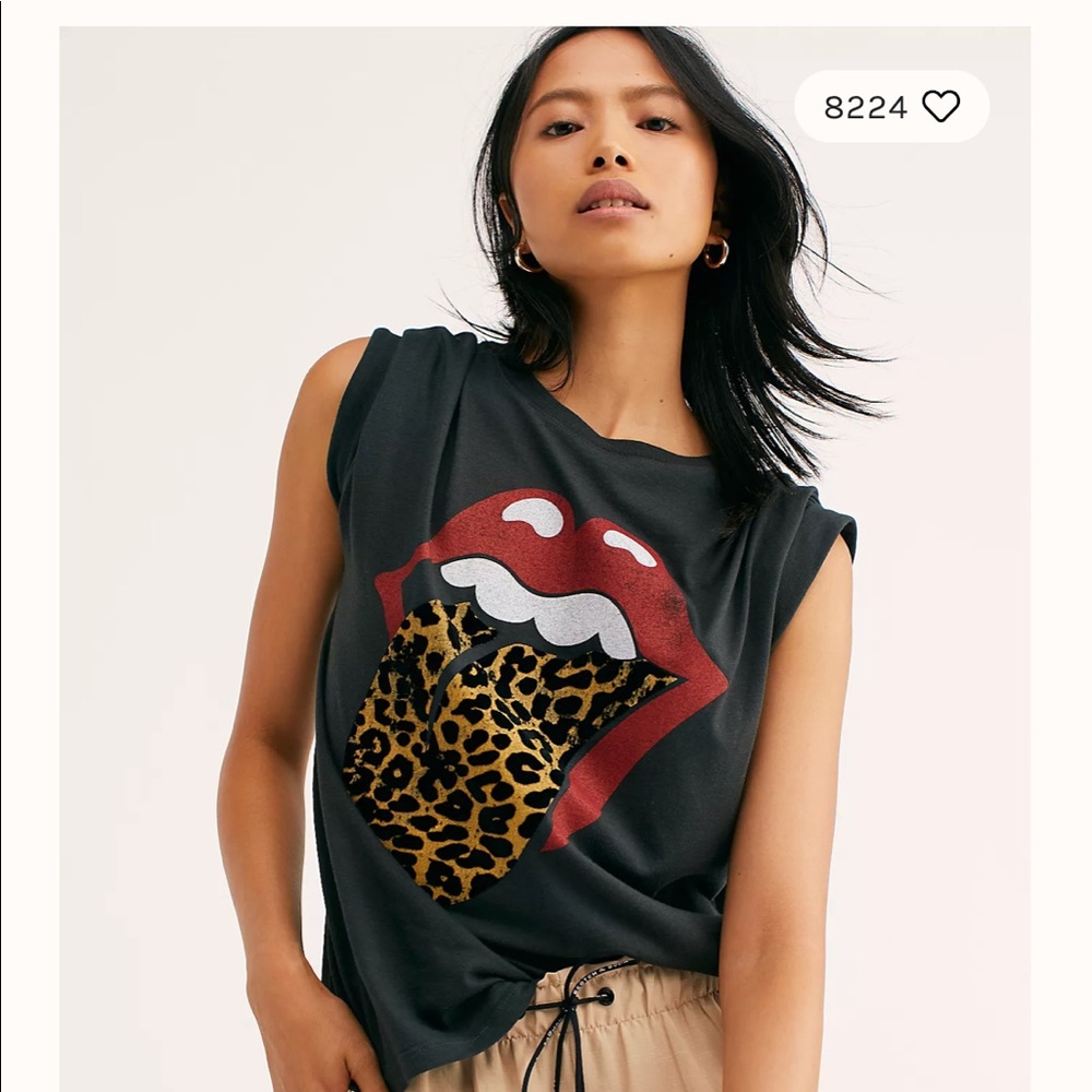 Stones flocked leopard tongue tee